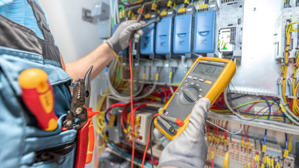  Four Oaks, NC Electrician Pros